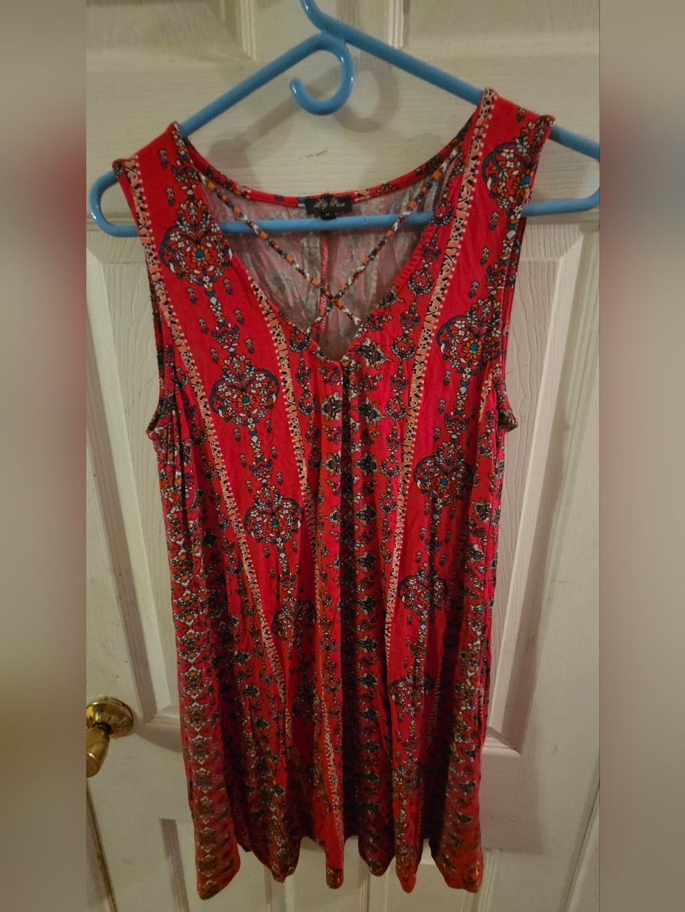 Lily Rose Red Print Sleeveless Shift Dress, Criss Cross Neckline, Size Medium